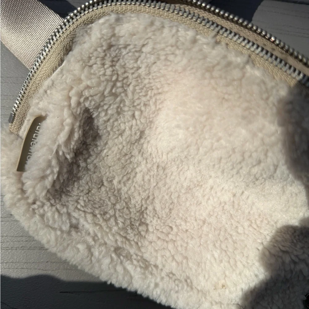 lululemon athletica Cream Sherpa Crossbody Pouch